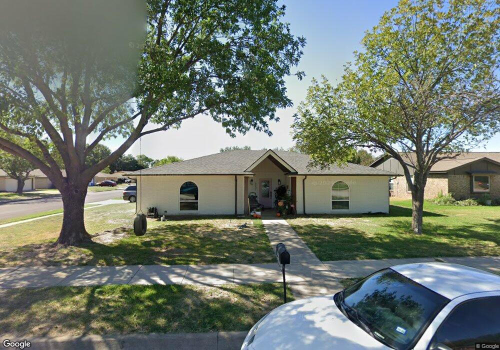 6501 Collard Ct, North Richland Hills, TX 76182 - photo 1