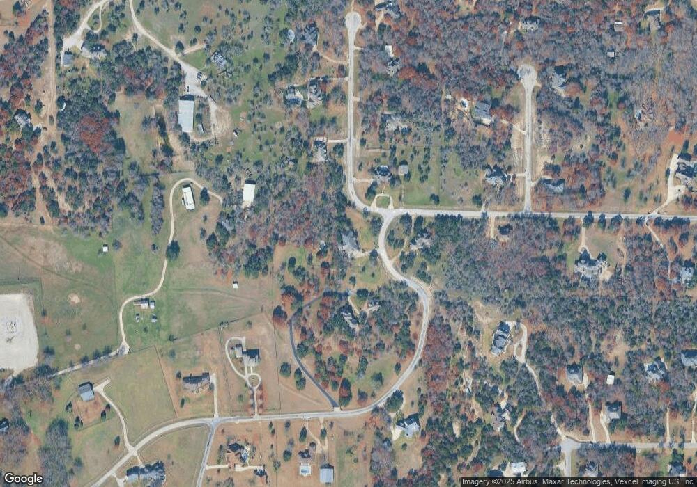 215 Rodeo Dr, Azle, TX 76020 - photo 1