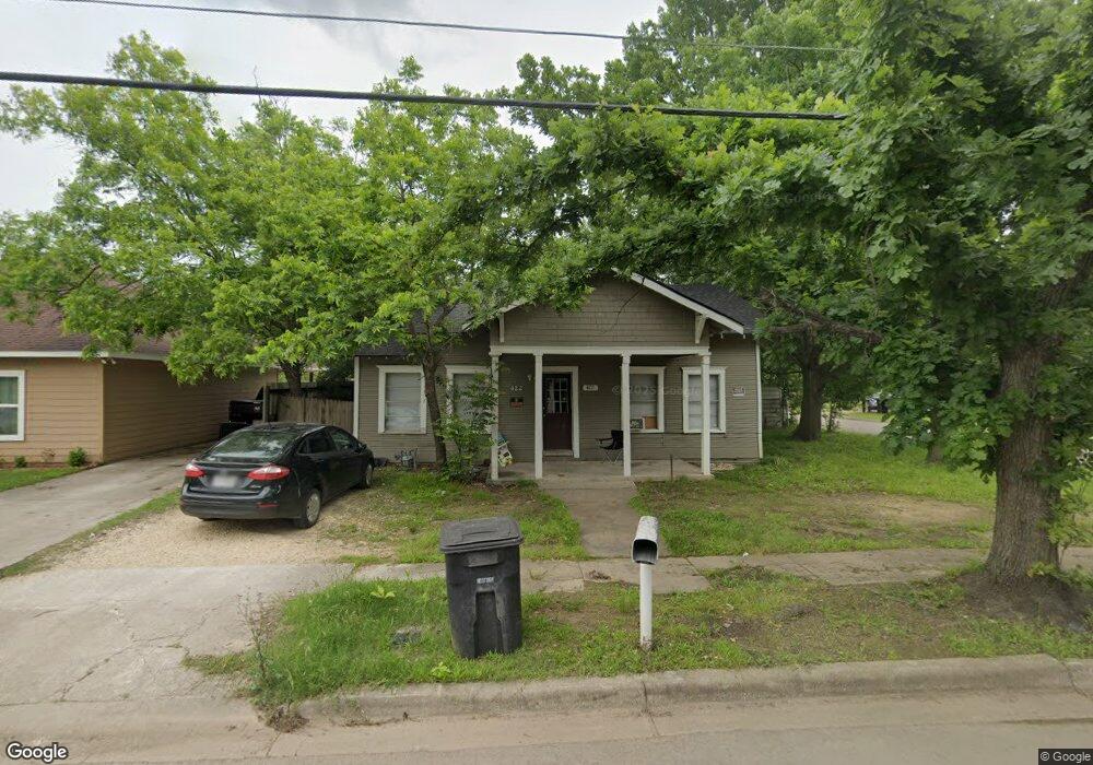 422 N Wilhite St, Cleburne, TX 76031 - photo 1