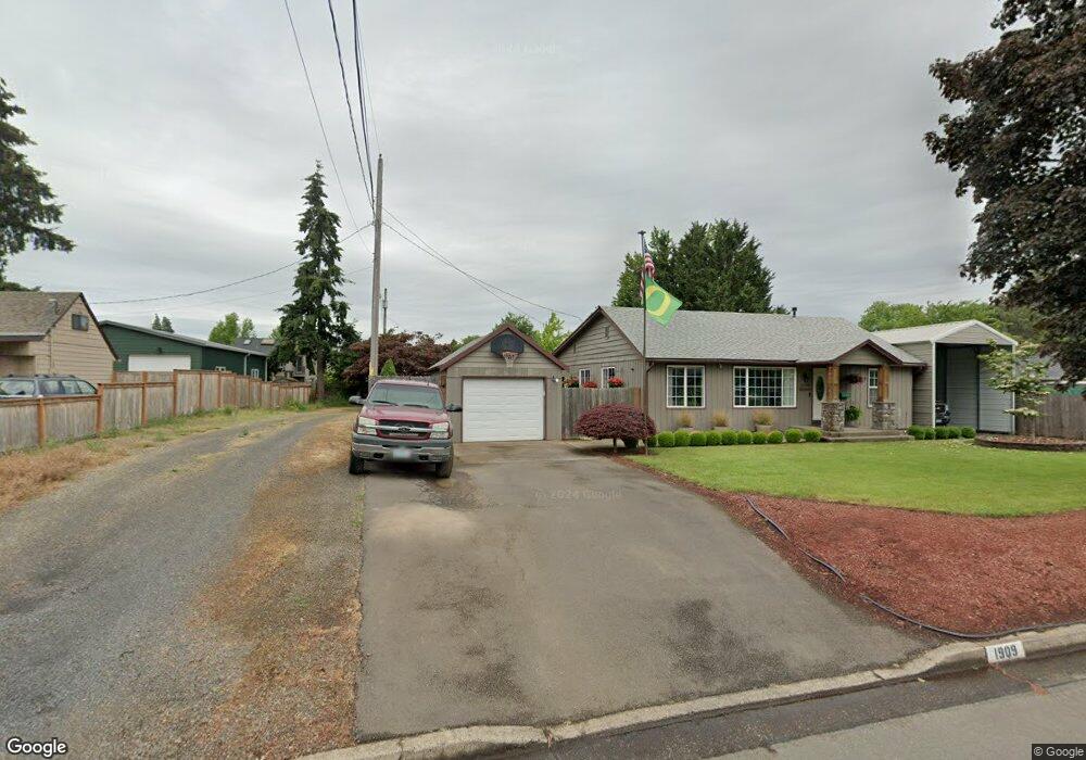 1905 Minda Dr, Eugene, OR 97401 - photo 1