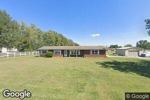 502 S Safford St, Christopher, IL 62822