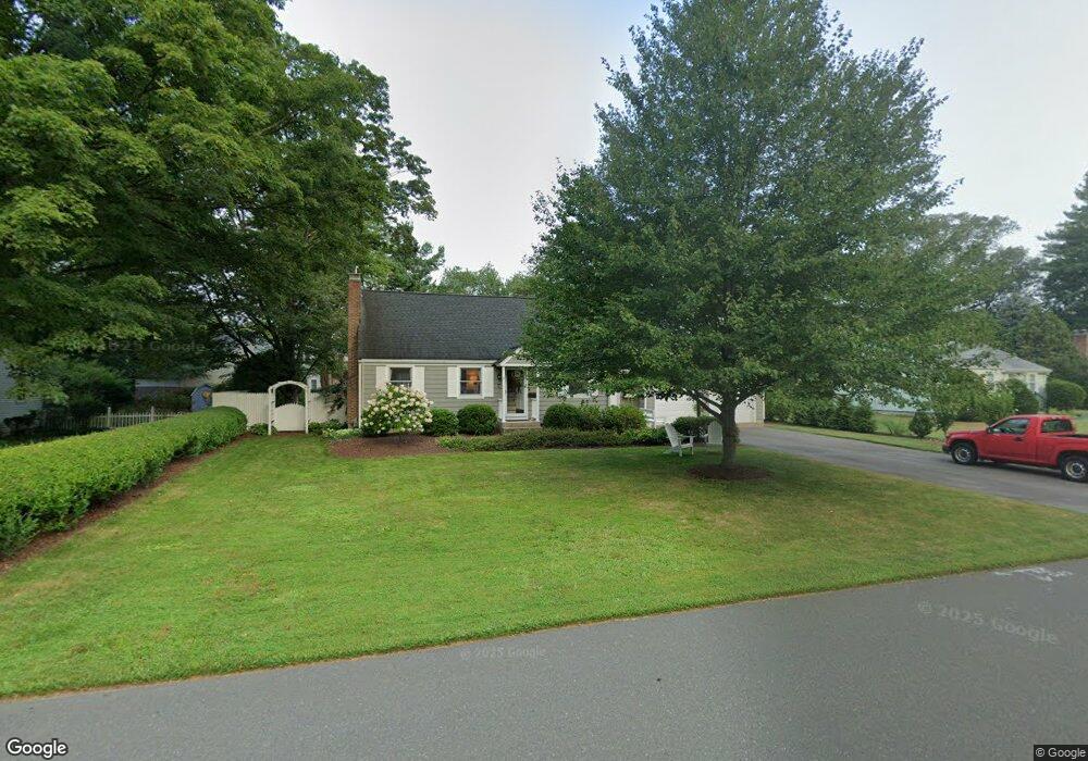 7 Wyndwood Rd, Farmington, CT 06032 - photo 1