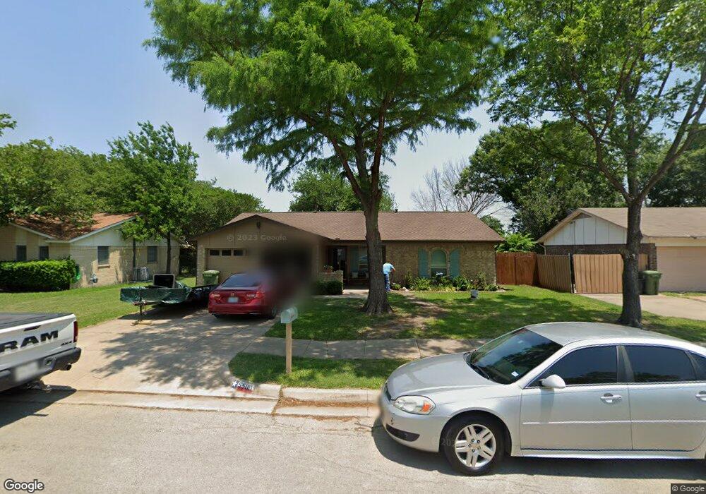 5500 Finian Ln, North Richland Hills, TX 76180 - photo 1