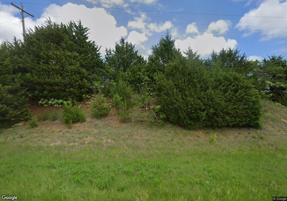 1624 SW Auburn Rd, Topeka, KS 66615 - photo 1