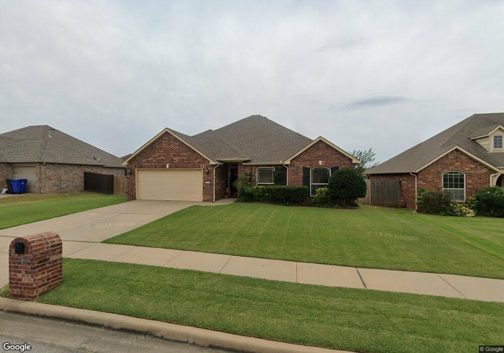 3319 E Fairmont Place, Broken Arrow, OK 74014 - photo 1