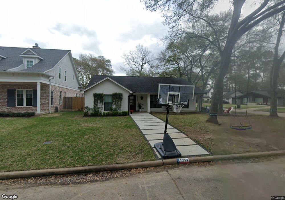 5002 Hollow Bend Ct, Houston, TX 77018 - photo 1