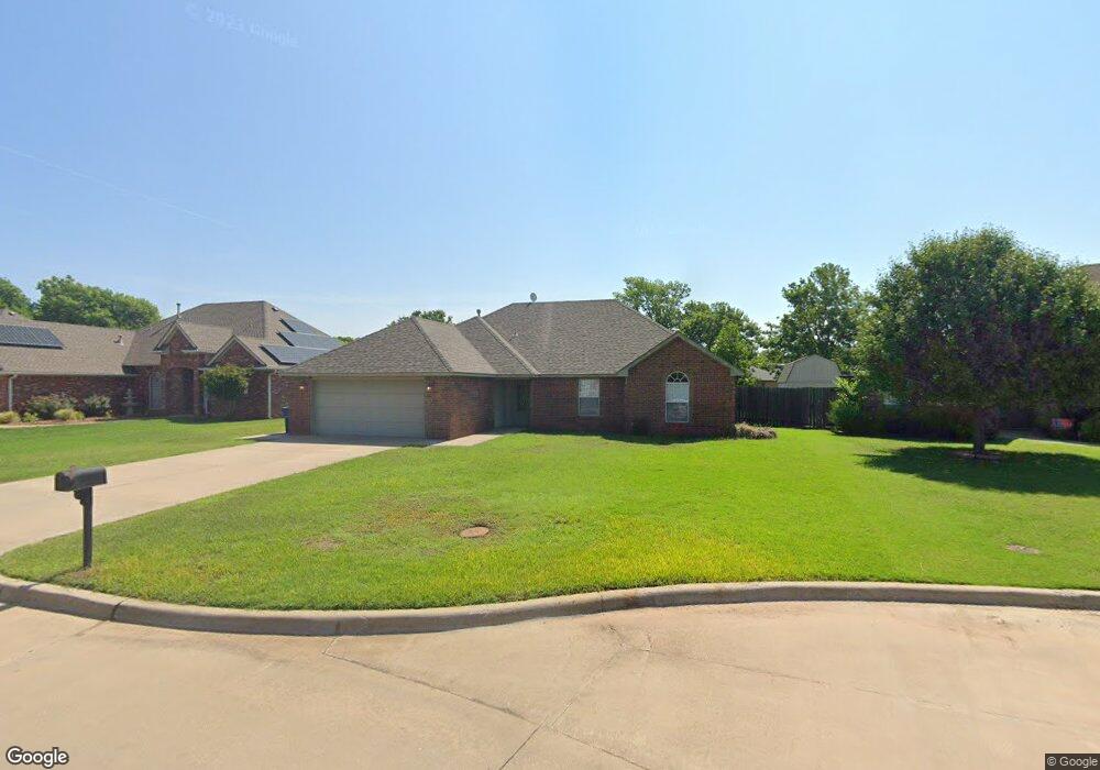 1904 Meadowview Dr, Duncan, OK 73533 - photo 1