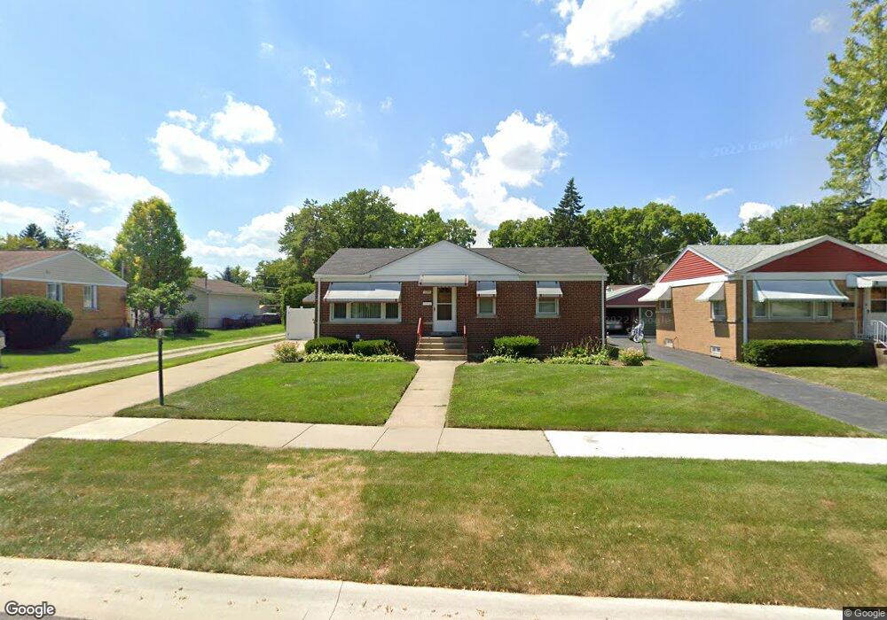 2274 Cedar St, Des Plaines, IL 60018 - photo 1