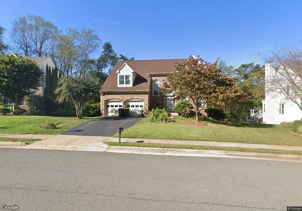 13596 Bare Island Dr, Chantilly, VA 20151 - photo 1