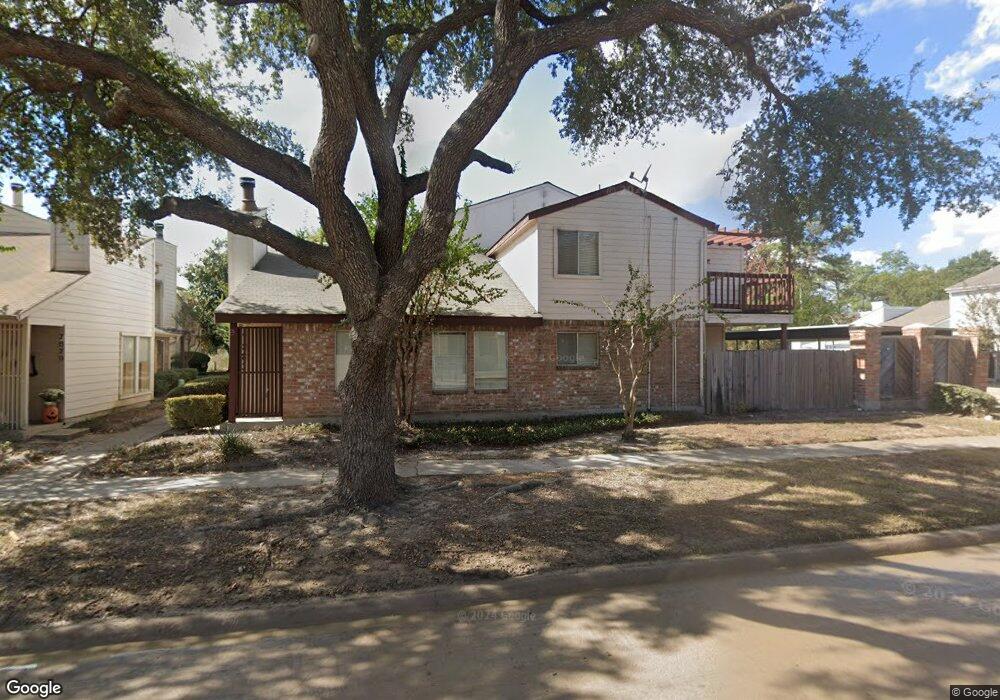 7881 Green Lawn Dr unit 7881, Houston, TX 77088 - photo 1