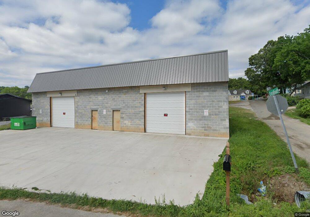 912 Lafayette Rd, Rossville, GA 30741 - photo 1