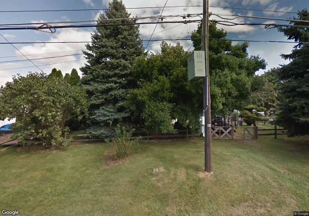 1275 N Brookside Rd, Allentown, PA 18106 - photo 1