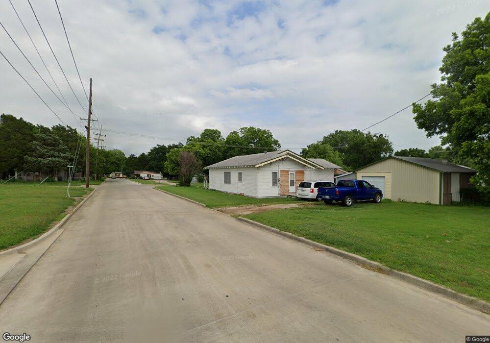 901 Hailey St SW, Ardmore, OK 73401 - photo 1