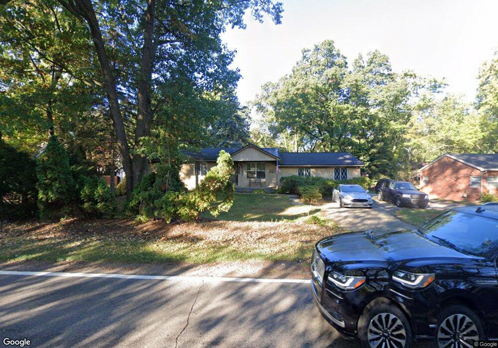 4444 Green Lake Rd, West Bloomfield, MI 48323 - photo 1