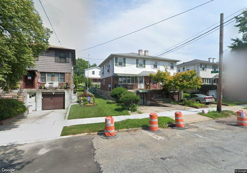 2517 147th St, Flushing, NY 11354 - photo 1