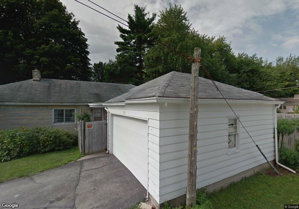 552 S Williams St, Frankfort, IN 46041 - photo 1