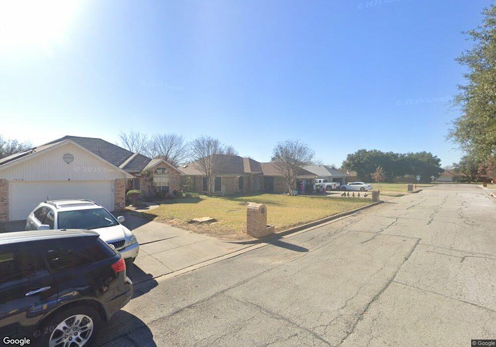 7404 Dana Ln, North Richland Hills, TX 76182 - photo 1