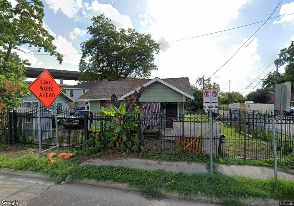5802 Elysian St, Houston, TX 77009 - photo 1