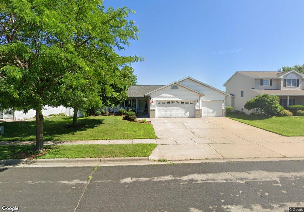 1013 Deerfield St, Holmen, WI 54636 - photo 1