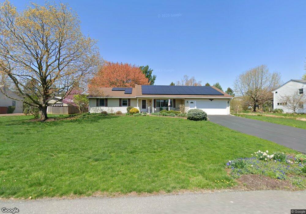 13 Runway Ave, New Holland, PA 17557 - photo 1