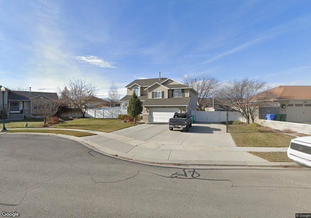 12190 S Cove Crest Cir, Riverton, UT 84065 - photo 1