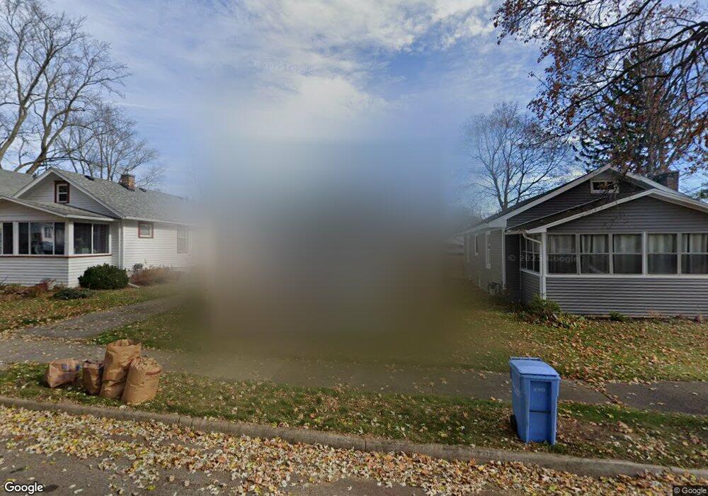 2203 Clifton Ave, Lansing, MI 48910 - photo 1