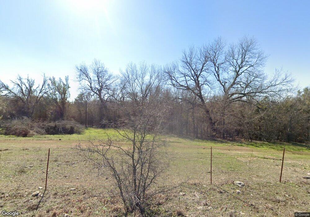501 Thomas Rd, Granbury, TX 76049 - photo 1