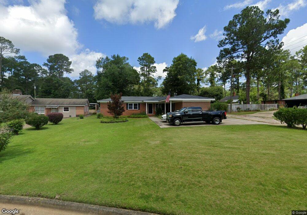 1021 Forest Glen Dr, Albany, GA 31707 - photo 1