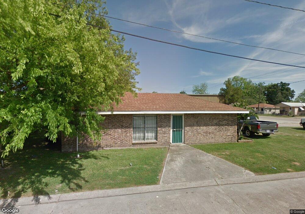 628 Hobson St, Houma, LA 70360 - photo 1