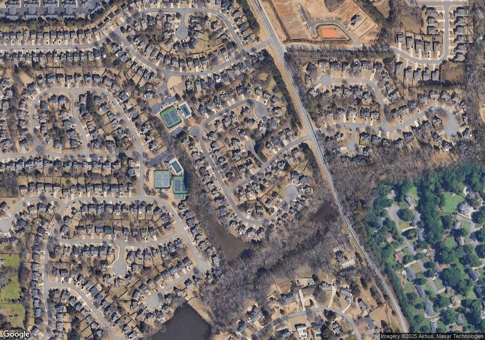 1050 Bradford Dr, Roswell, GA 30076 - photo 1