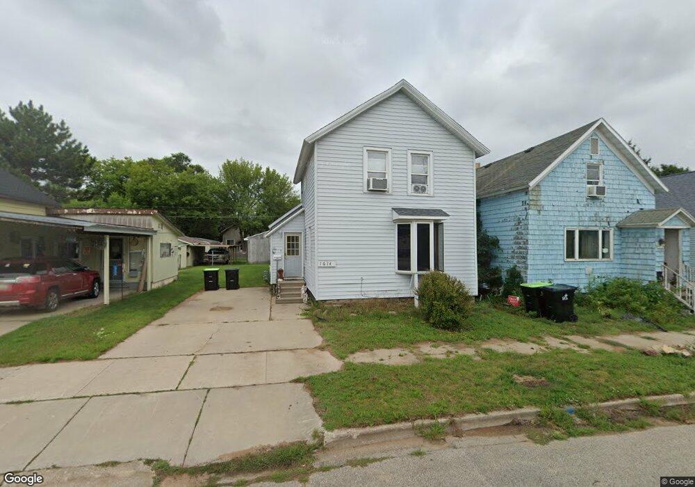 1614 12th Ave, Menominee, MI 49858 - photo 1