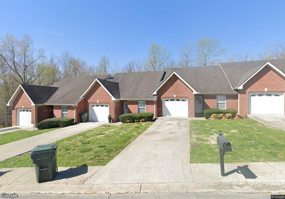 212 Johnstone Dr unit 212, Dickson, TN 37055 - photo 1