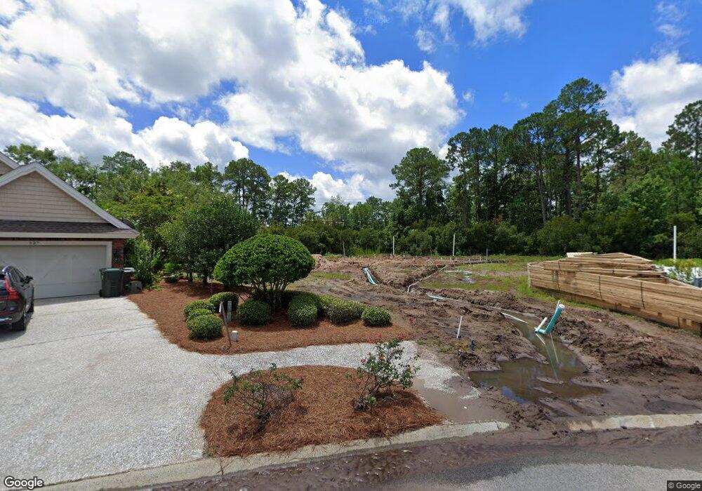 531 Fox Run Cir, Brunswick, GA 31525 - photo 1