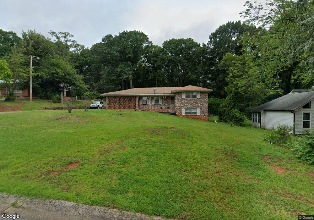 2439 Robin Hood Place NE, Marietta, GA 30068 - photo 1