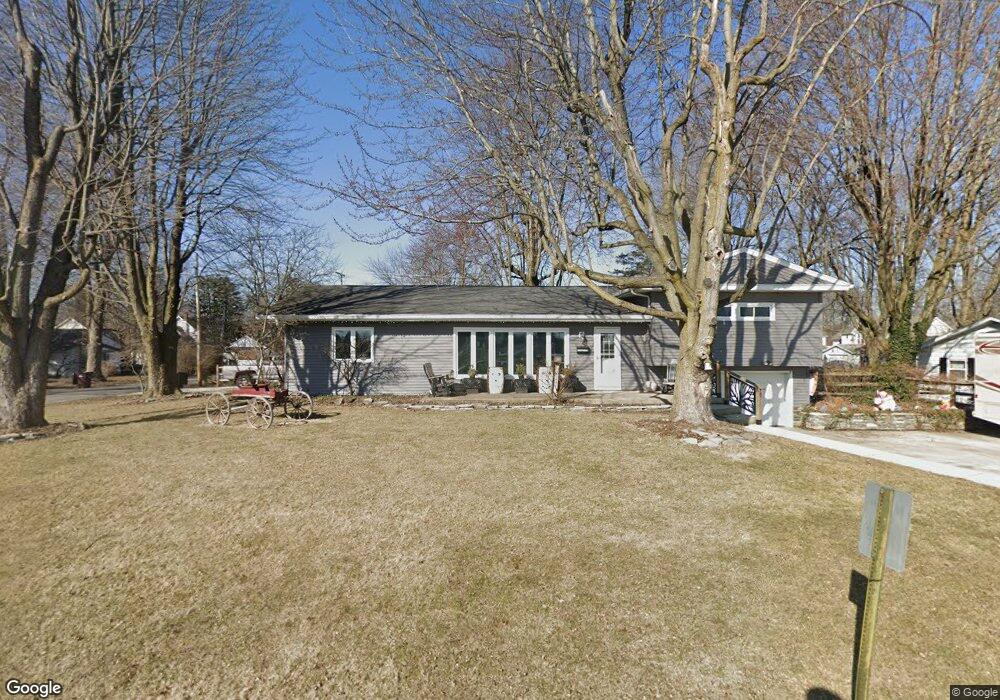 625 S Simon St, Ada, OH 45810 - photo 1