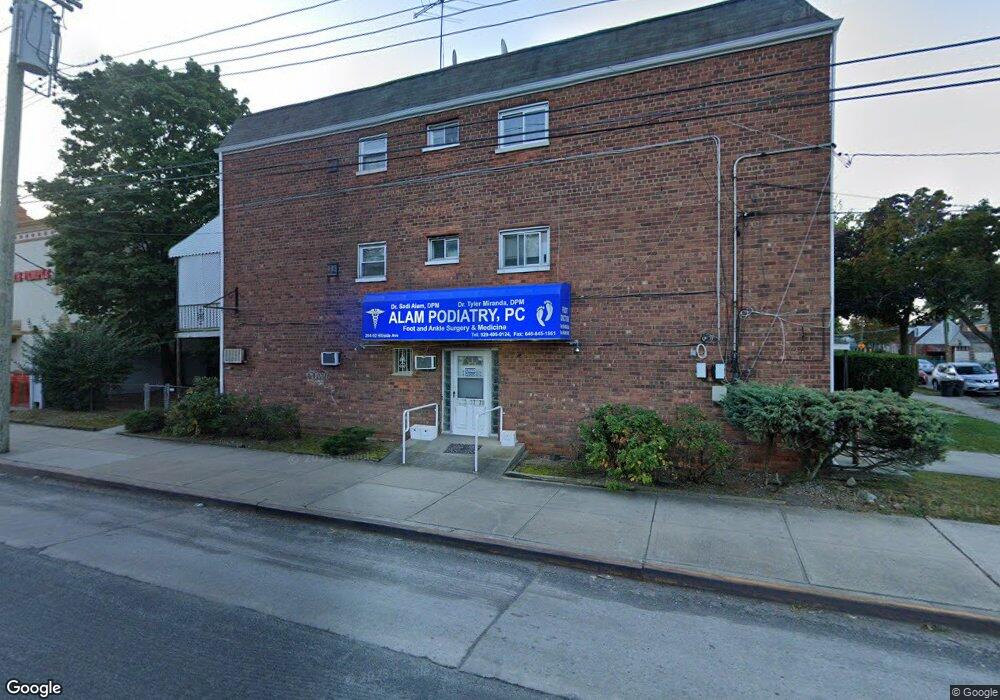 26402 Hillside Ave, Floral Park, NY 11004 - photo 1