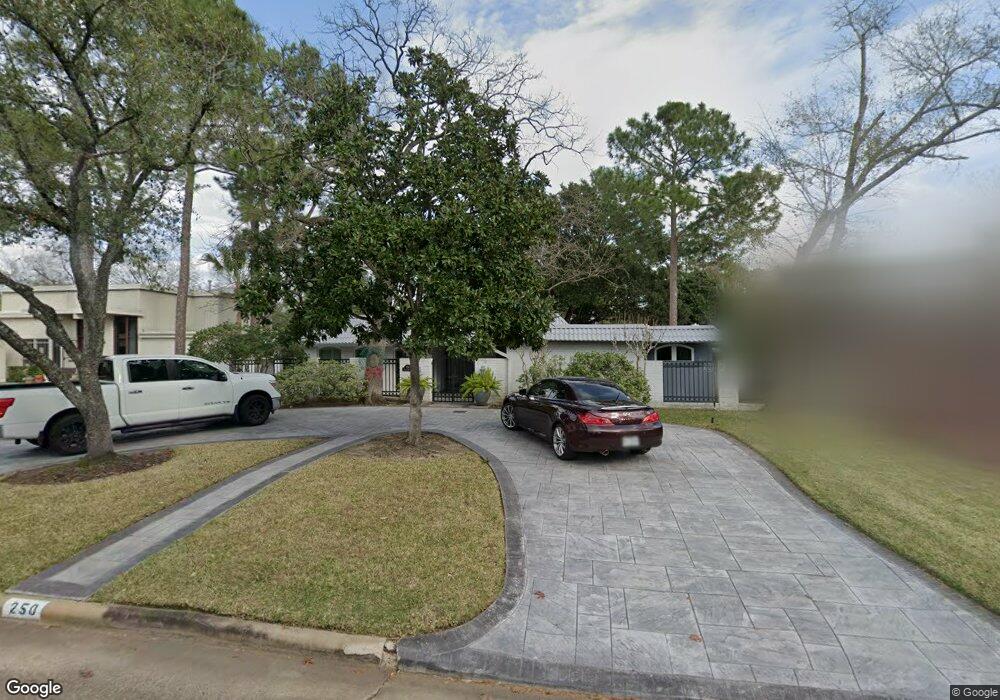 250 Tamerlaine Dr, Houston, TX 77024 - photo 1