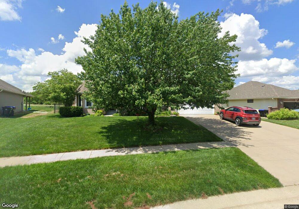 4439 SW Colly Creek Dr, Topeka, KS 66610 - photo 1