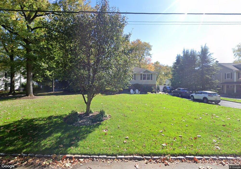 2110 Seward Dr, Scotch Plains, NJ 07076 - photo 1