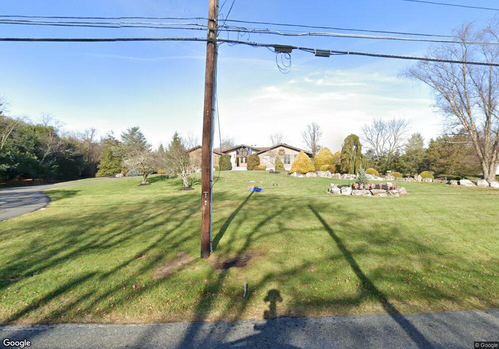 539 Locust Rd, Flemington, NJ 08822 - photo 1