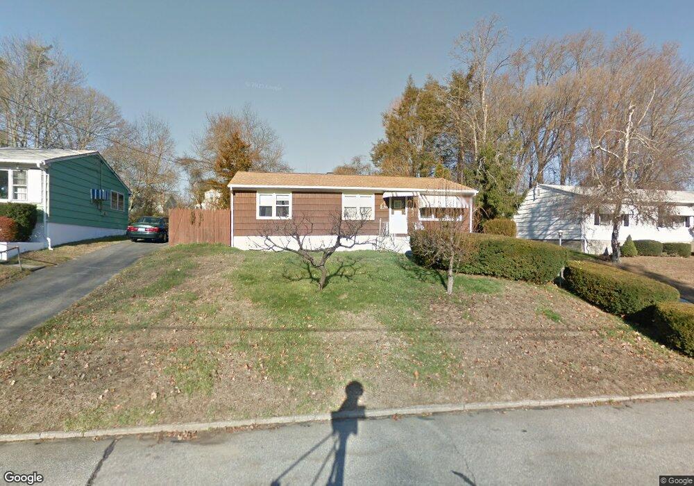 109 Sequoia Rd, Bridgeport, CT 06606 - photo 1