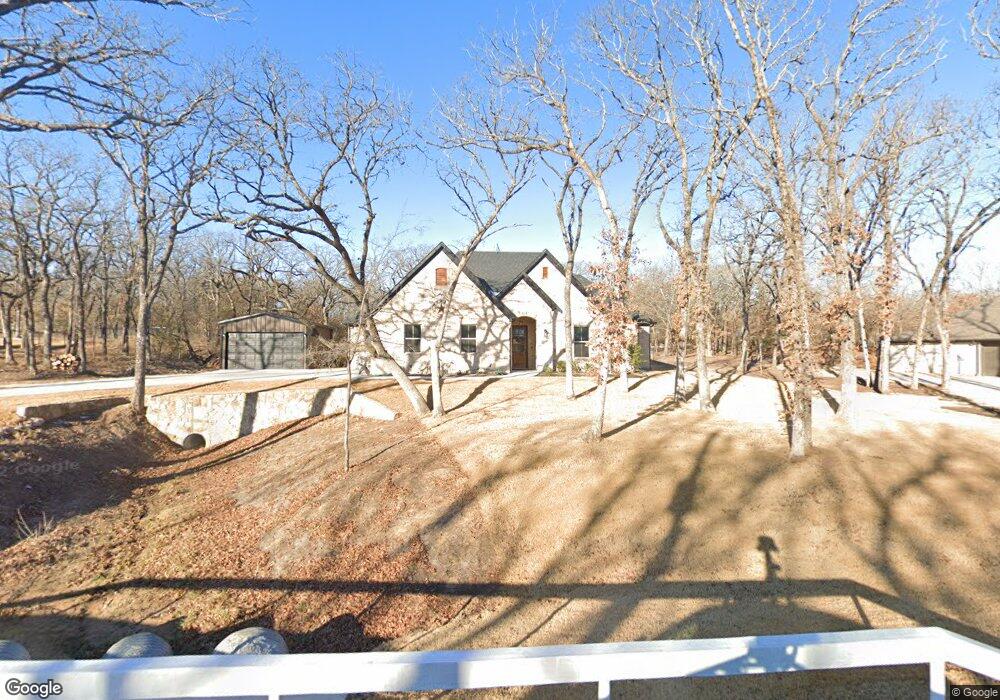 613 Shady Pond Ln, Azle, TX 76020 - photo 1