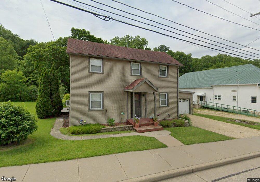 115 East St, Potosi, WI 53820 - photo 1