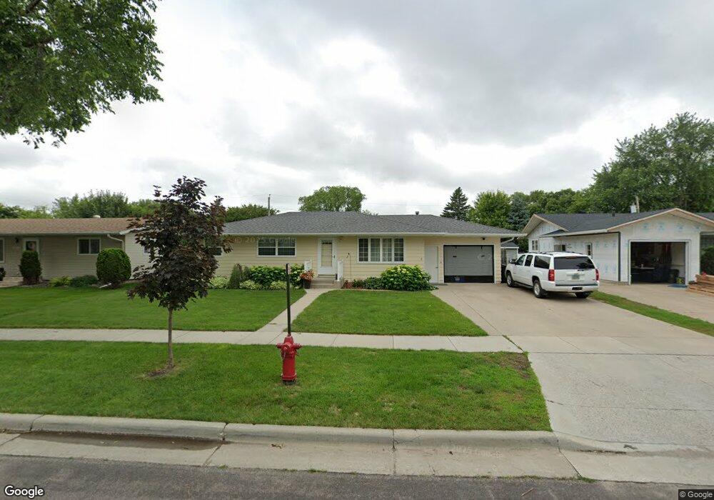 3114 7th St N, Fargo, ND 58102 - photo 1