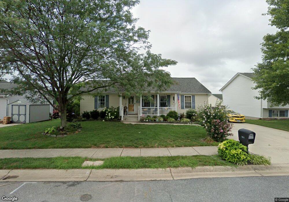 172 Carnival Dr, Taneytown, MD 21787 - photo 1