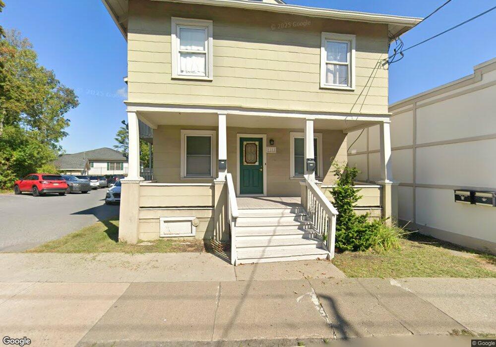 1154 W Main St, Stroudsburg, PA 18360 - photo 1