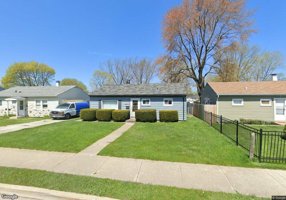 1520 Dodge Ave, Waukegan, IL 60085 - photo 1