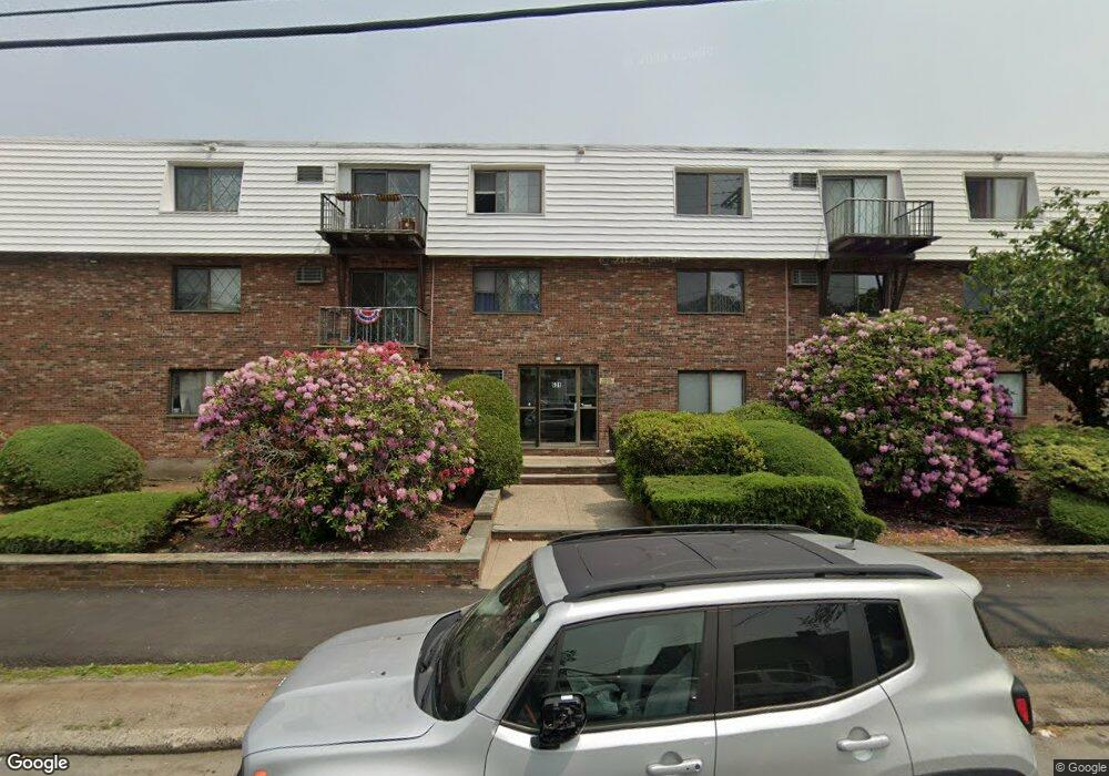 631 Eastern Ave, Lynn, MA 01902 - photo 1