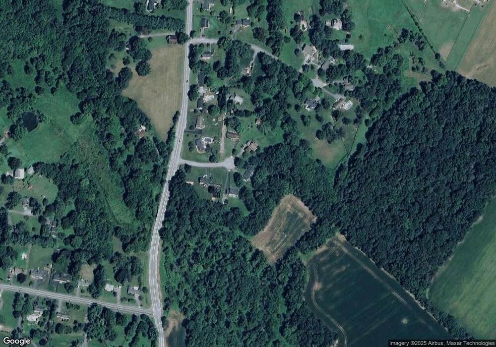 593 Elyse Ct, Sykesville, MD 21784 - photo 1