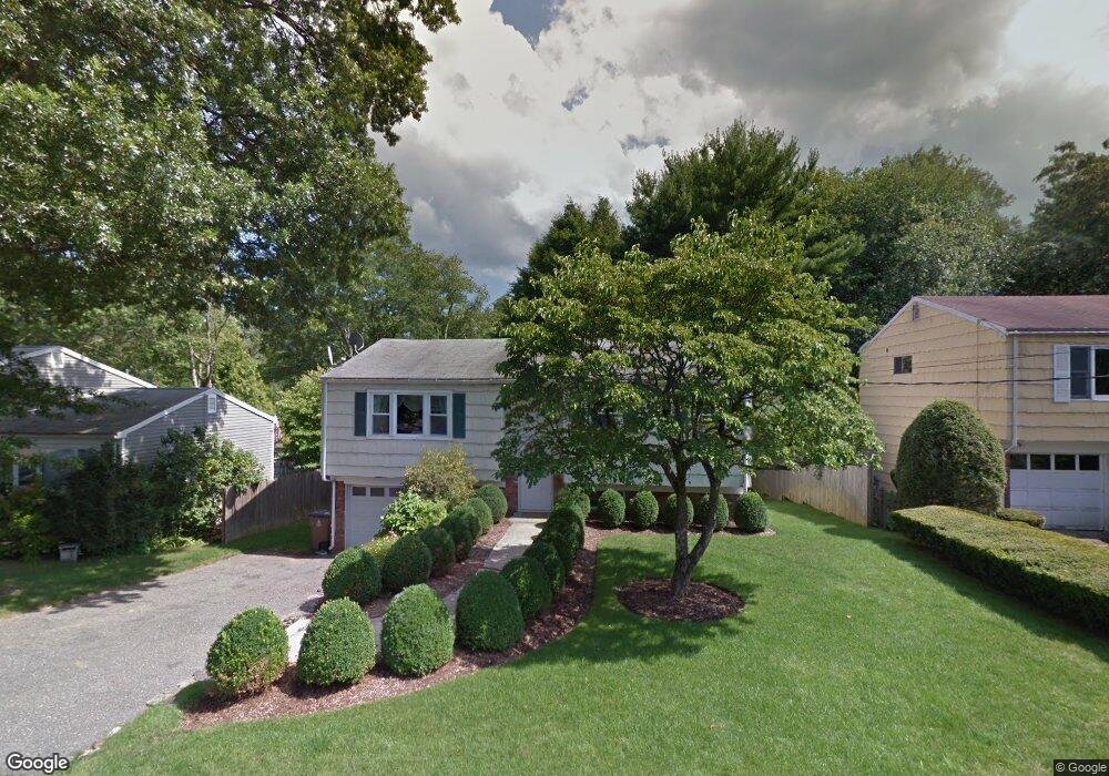 12 Dorset Ln, Stamford, CT 06907 - photo 1